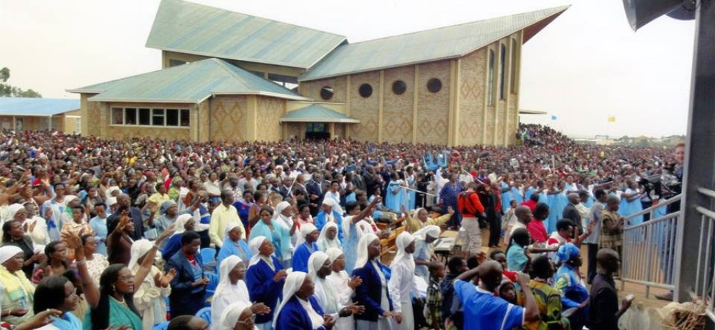 Crowd at Our Lady of Kibeho Feast Day from KT Press